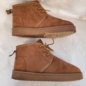 Hurley Kids Brown Boots with Tan Accents